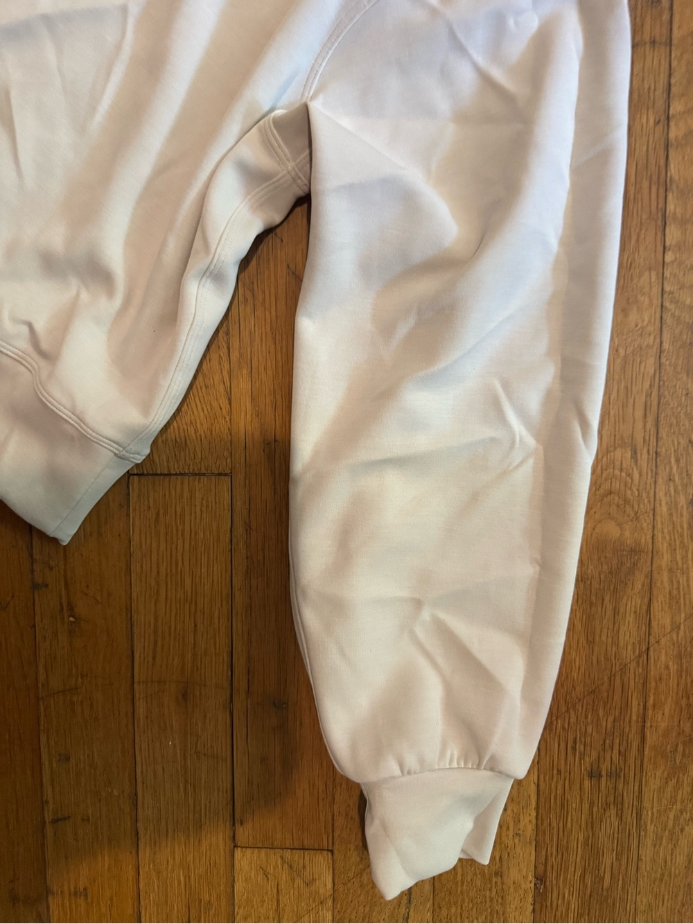 Lululemon white soft stream crew size 6 - Picture 5 of 8